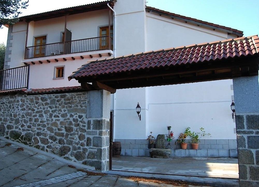 Hotel Cinco Castanos Candelario Exterior foto
